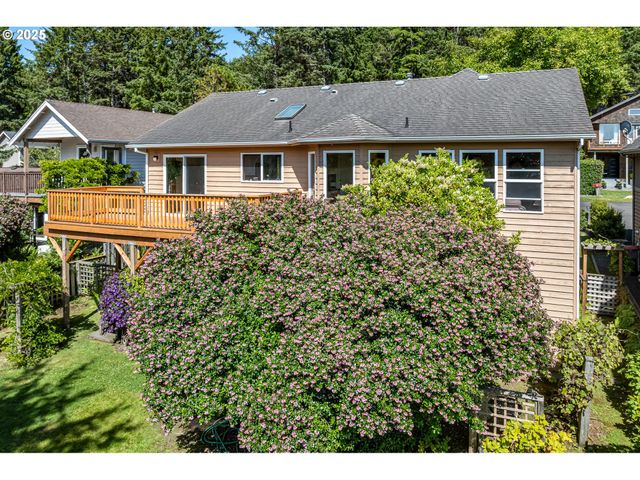 3732 COHO Pl, Cannon Beach, OR 97110