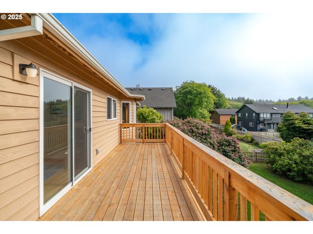 3732 COHO Pl, Cannon Beach, OR 97110
