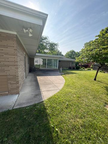 320 Superior Street, Saginaw, MI 48602