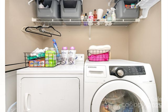 7024 Passeres Court, Charlotte, NC 28215