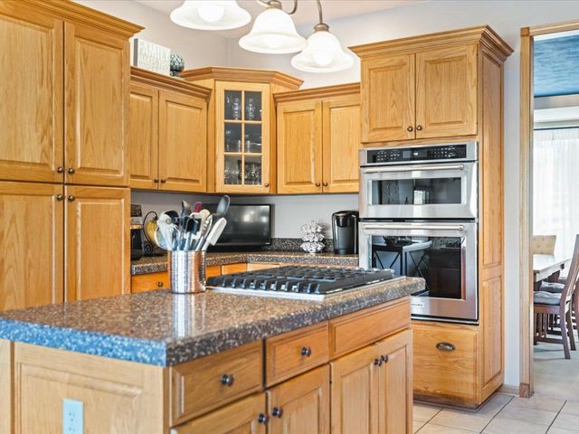 12486 Whispering Winds Drive, Roscoe, IL 61073