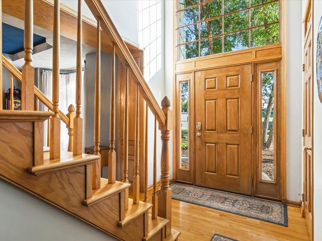 12486 Whispering Winds Drive, Roscoe, IL 61073