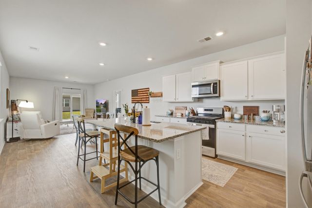 527 Red Twig Road, Summerville, SC 29486