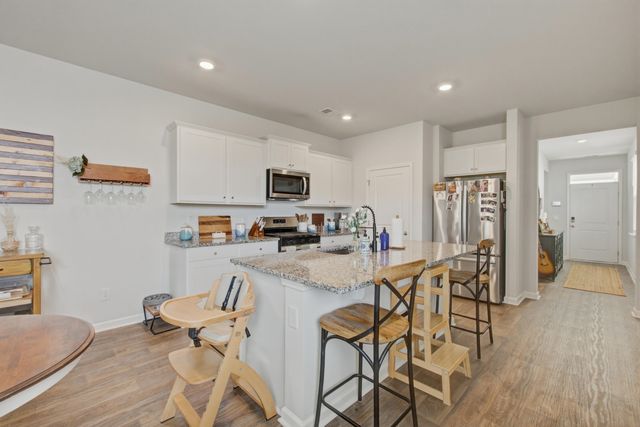 527 Red Twig Road, Summerville, SC 29486