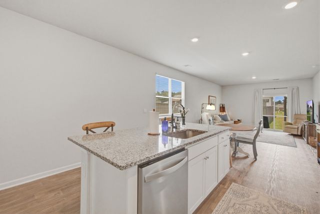 527 Red Twig Road, Summerville, SC 29486