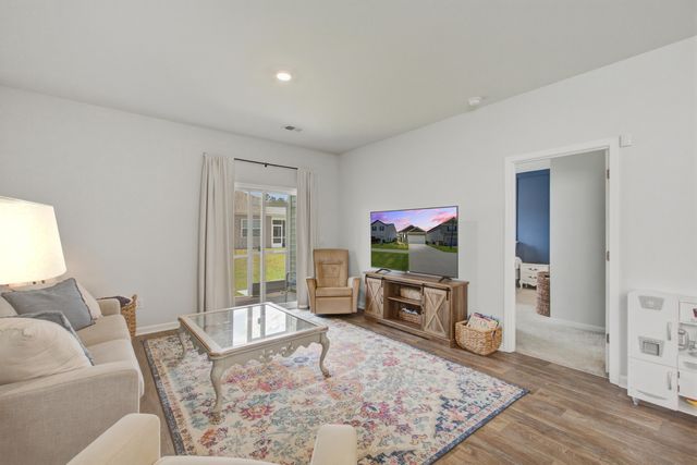527 Red Twig Road, Summerville, SC 29486