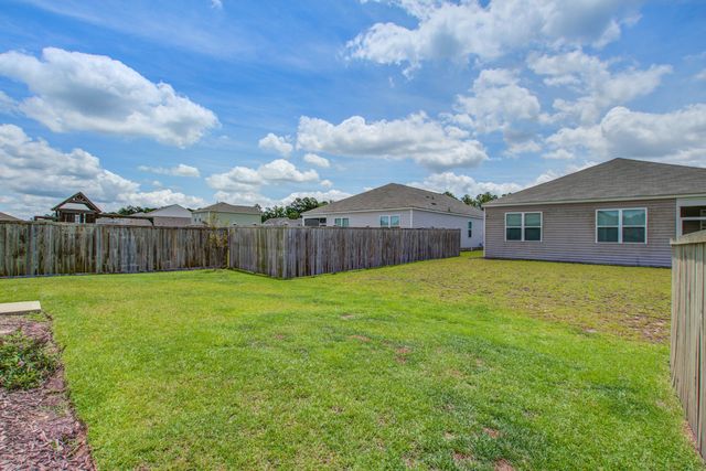 527 Red Twig Road, Summerville, SC 29486