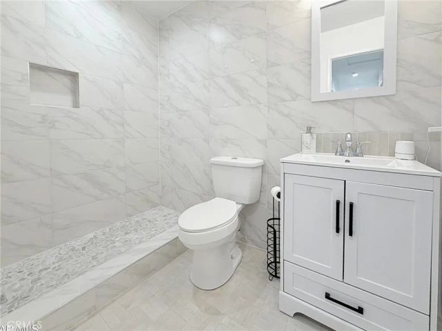 1802 Linda Avenue, Lancaster, CA 93534