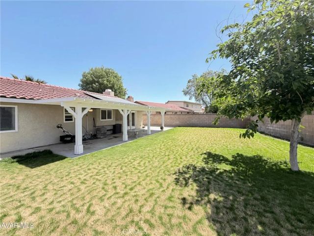 1802 Linda Avenue, Lancaster, CA 93534