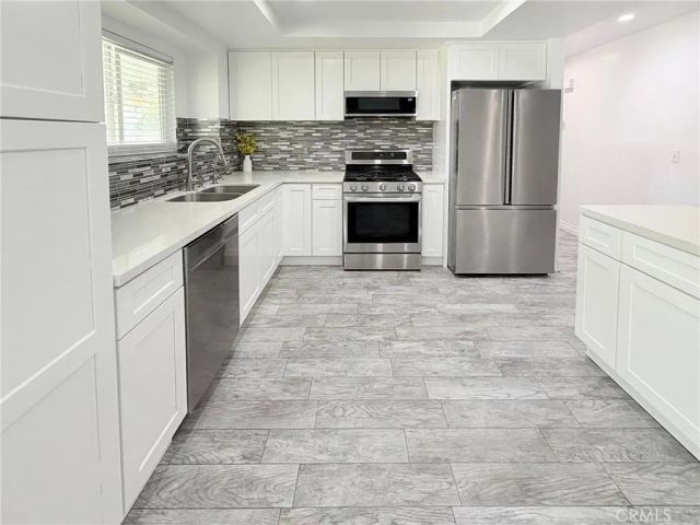 1802 Linda Avenue, Lancaster, CA 93534