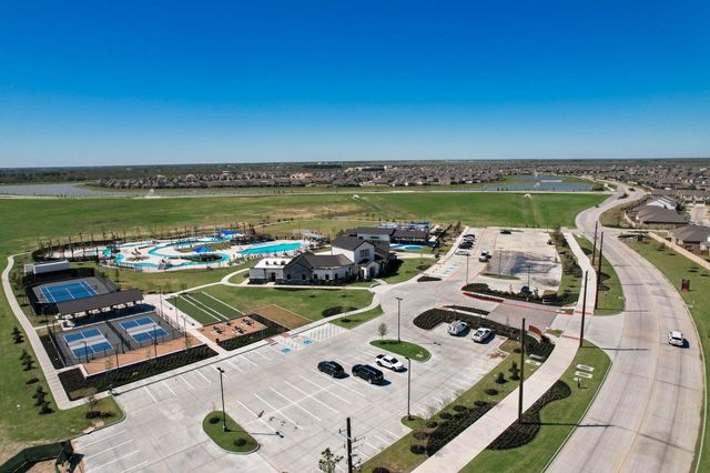10306 Russell Pines Drive, Iowa Colony, TX 77583