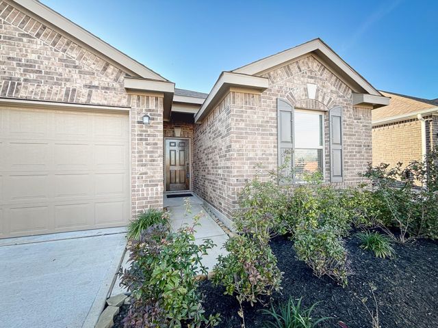 10306 Russell Pines Drive, Iowa Colony, TX 77583