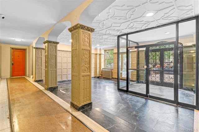 300 8th Avenue 4N, Brooklyn, NY 11215