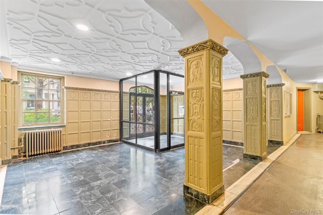 300 8th Avenue 4N, Brooklyn, NY 11215