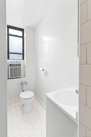 300 8th Avenue 4N, Brooklyn, NY 11215