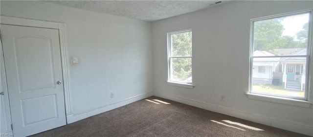 2222 Pearl ST, Portsmouth, VA 23704