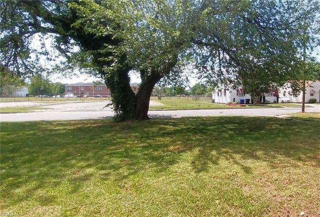 2222 Pearl ST, Portsmouth, VA 23704