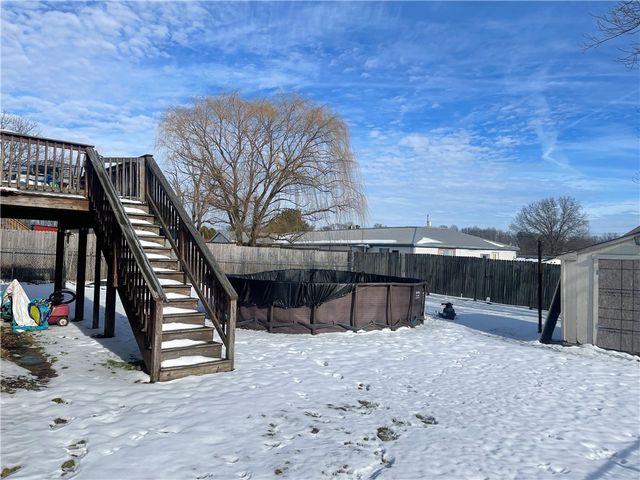 2311 Cowling Rd, Scottdale, PA 15683