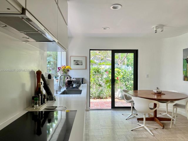 4101 Battersea Road 1, Miami, FL 33133