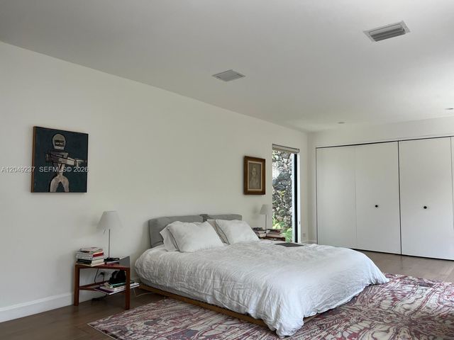 4101 Battersea Road 1, Miami, FL 33133