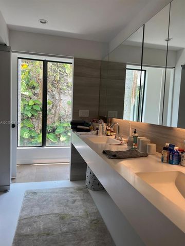 4101 Battersea Road 1, Miami, FL 33133