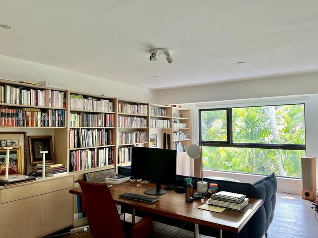 4101 Battersea Road 1, Miami, FL 33133
