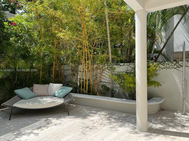 4101 Battersea Road 1, Miami, FL 33133