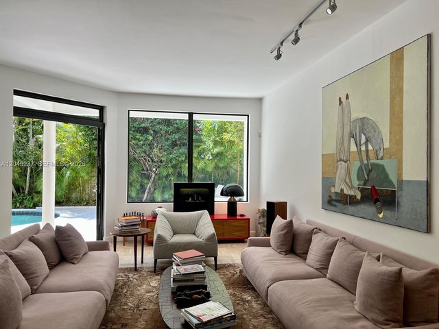 4101 Battersea Road 1, Miami, FL 33133