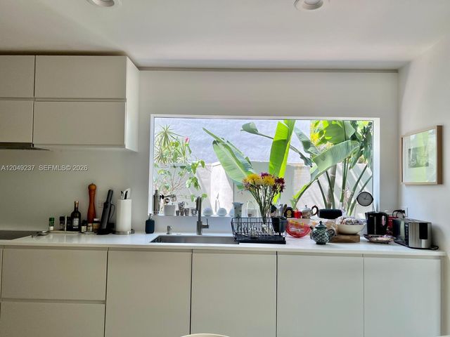 4101 Battersea Road 1, Miami, FL 33133