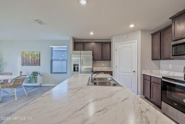 2190 WILLOW SPRINGS Drive, Green Cove Springs, FL 32043