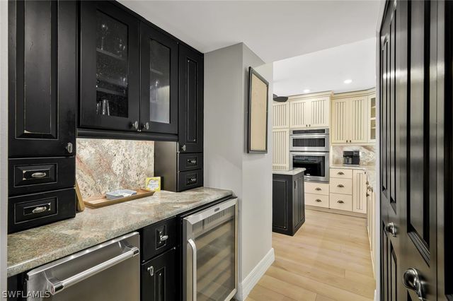 4203 Bay Beach LN 7H, Fort Myers Beach, FL 33931