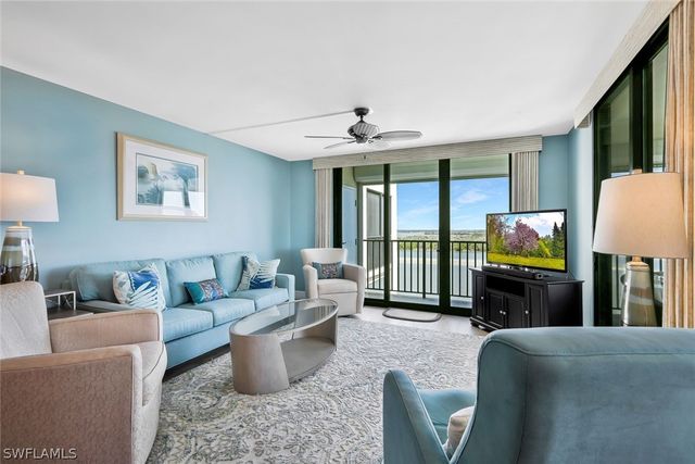 4203 Bay Beach LN 7H, Fort Myers Beach, FL 33931