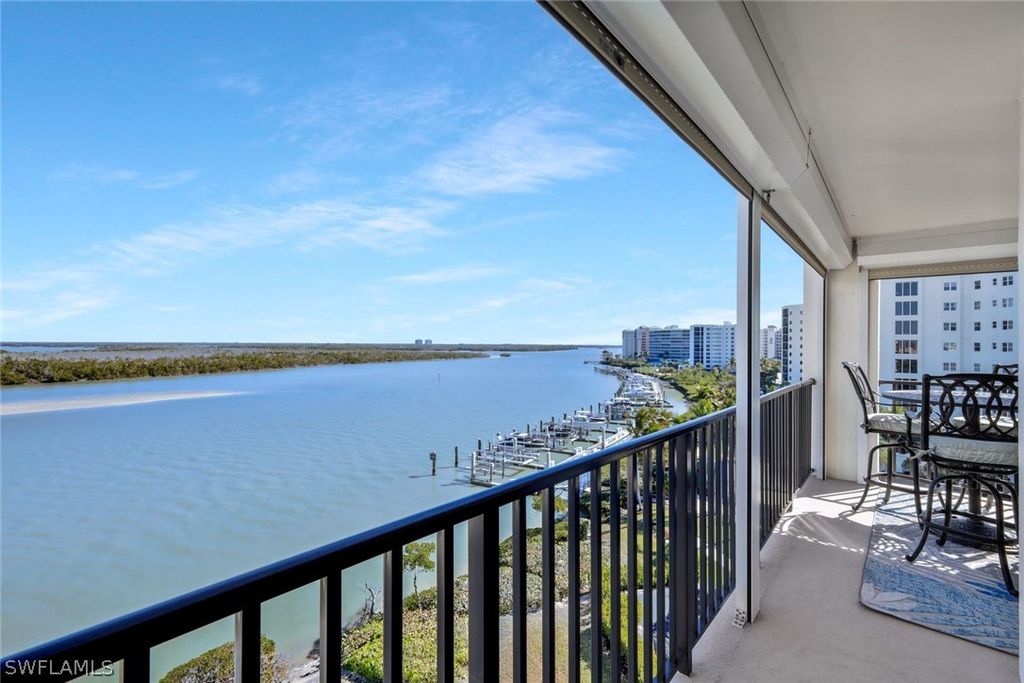 4203 Bay Beach LN 7H, Fort Myers Beach, FL 33931