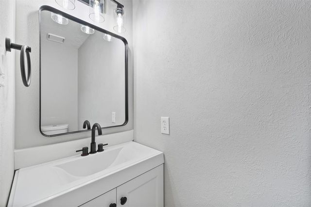 4003 Oak Gardens Drive, Houston, TX 77339