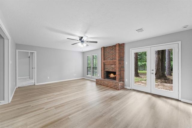 4003 Oak Gardens Drive, Houston, TX 77339