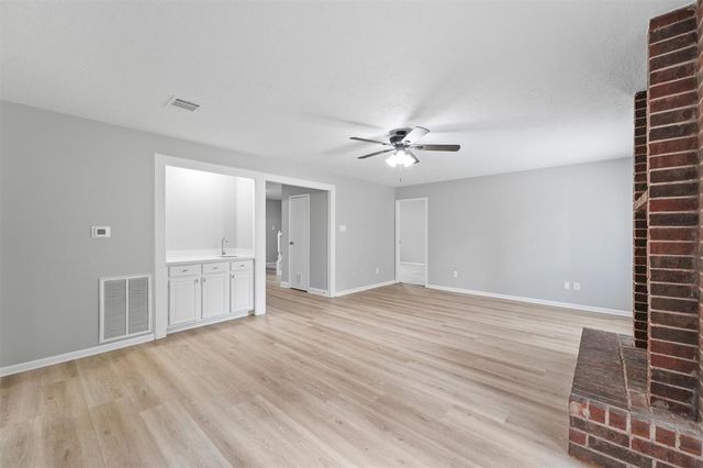 4003 Oak Gardens Drive, Houston, TX 77339