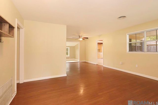 8356 Rainbow Dr, Baton Rouge, LA 70809