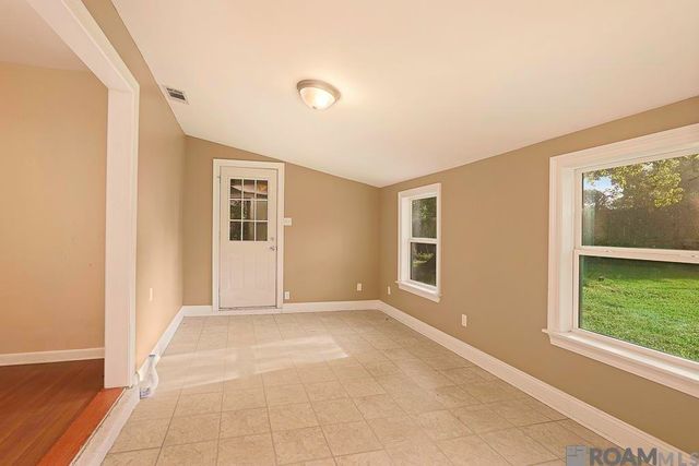 8356 Rainbow Dr, Baton Rouge, LA 70809
