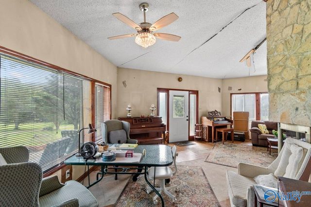 6541 Pulaski Pike, Huntsville, AL 35810