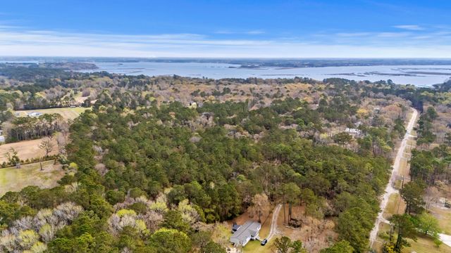 4c Sebago Road, Meggett, SC 29449