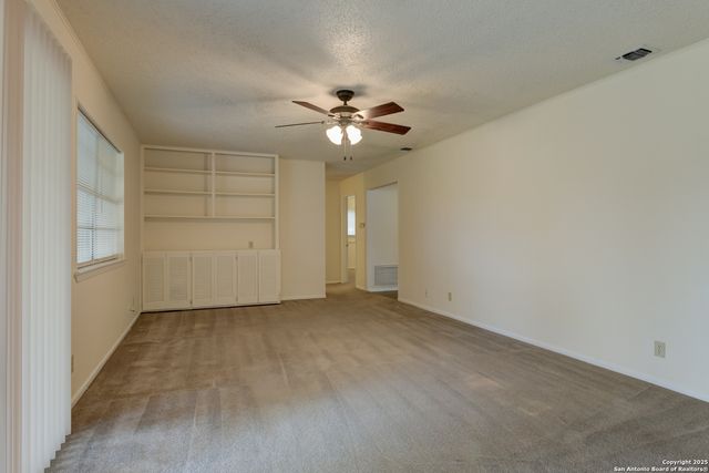 641 Richfield, Windcrest, TX 78239