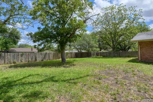 641 Richfield, Windcrest, TX 78239