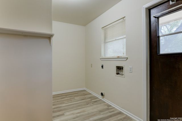 641 Richfield, Windcrest, TX 78239