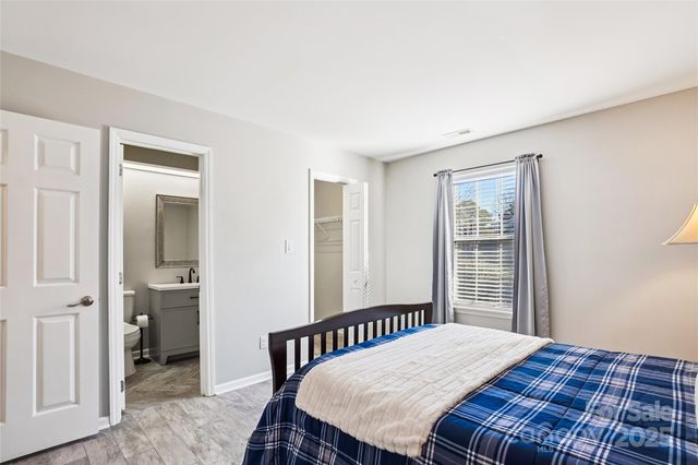 9208 Kings Canyon Drive, Charlotte, NC 28210