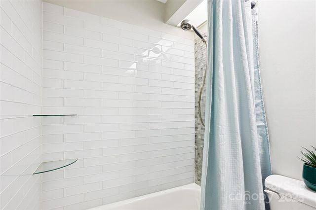 9208 Kings Canyon Drive, Charlotte, NC 28210