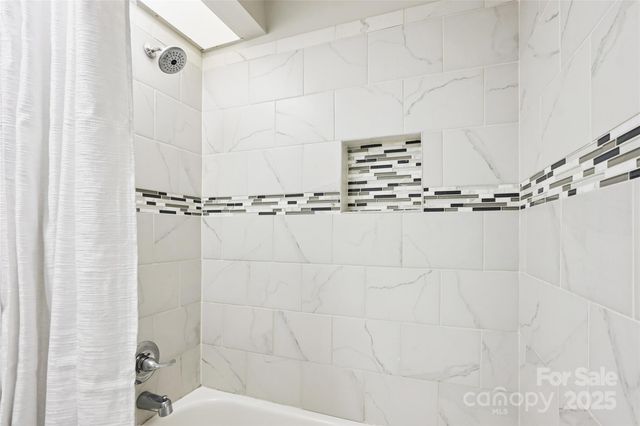 9208 Kings Canyon Drive, Charlotte, NC 28210