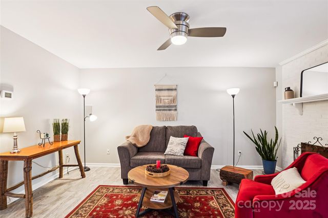 9208 Kings Canyon Drive, Charlotte, NC 28210