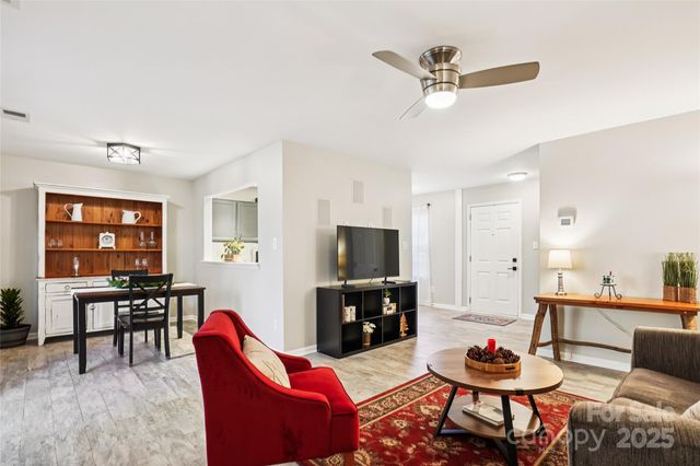 9208 Kings Canyon Drive, Charlotte, NC 28210