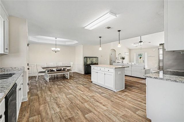 48 Robins Landing, Winder, GA 30680