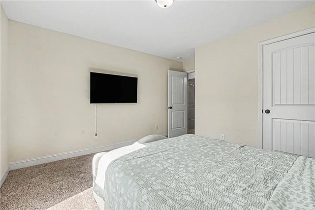 48 Robins Landing, Winder, GA 30680